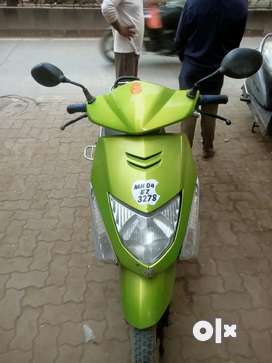 Dio scooty green online colour