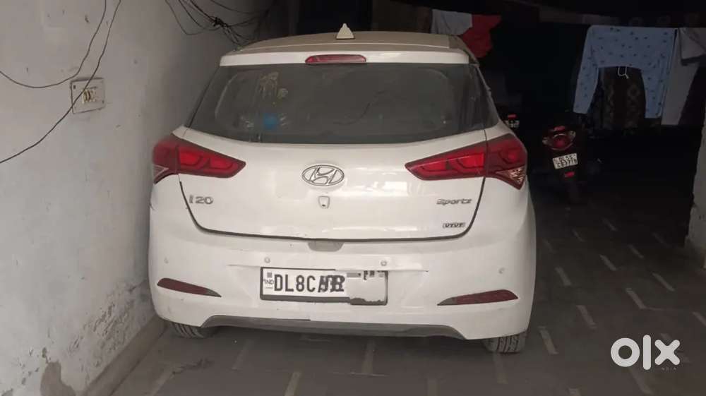 Hyundai Sports I20 2015 Petrol 43000 Km Driven