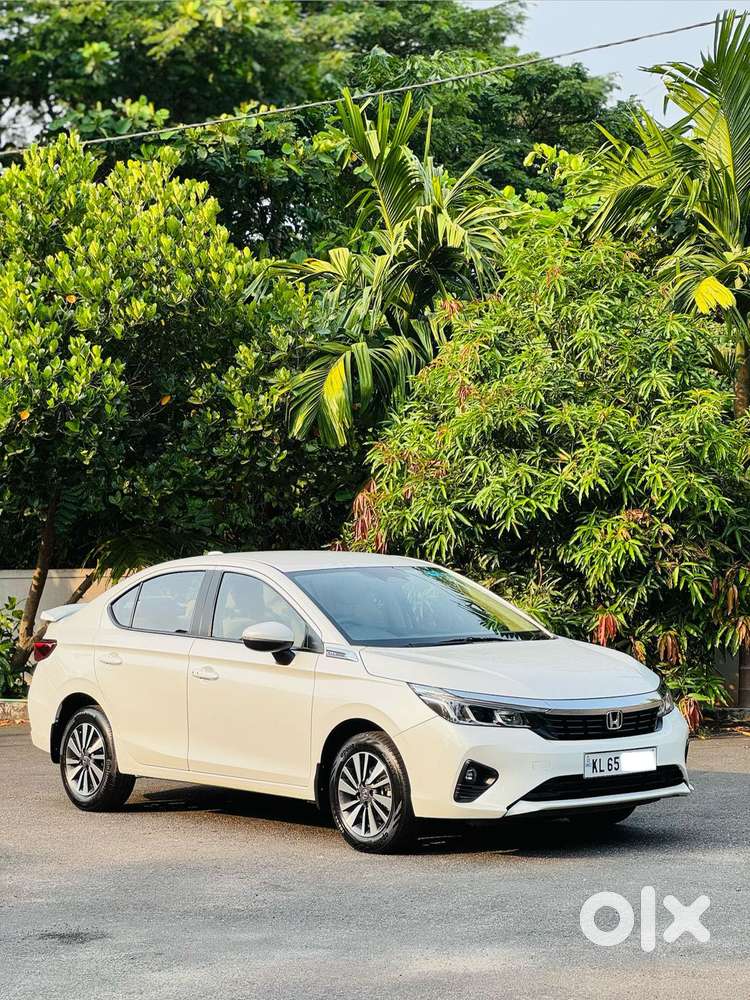 Honda City V Mt Exclusive, 2024, Petrol