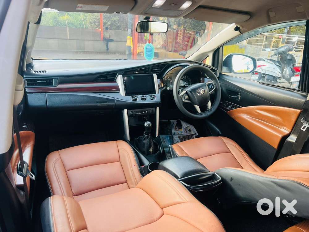 Toyota Innova Crysta G 8 Str, 2017, Diesel