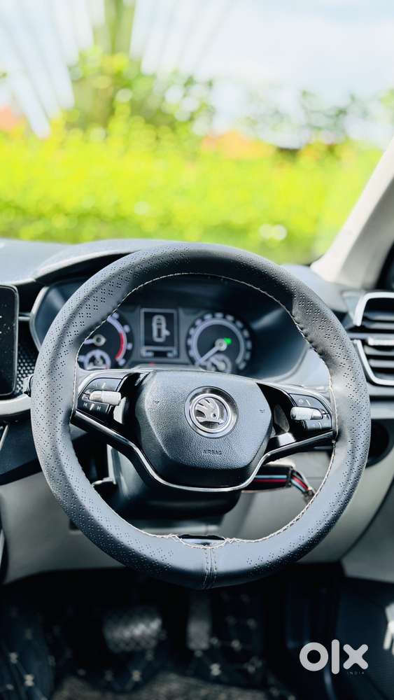 Skoda Kushaq 1.0 Tsi Ambition At, 2022, Petrol