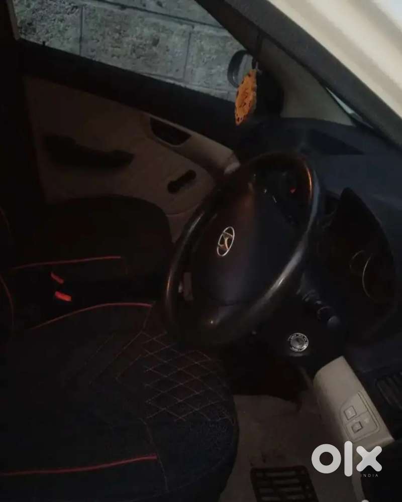 Hyundai Eon 2012 Petrol Well Maintained