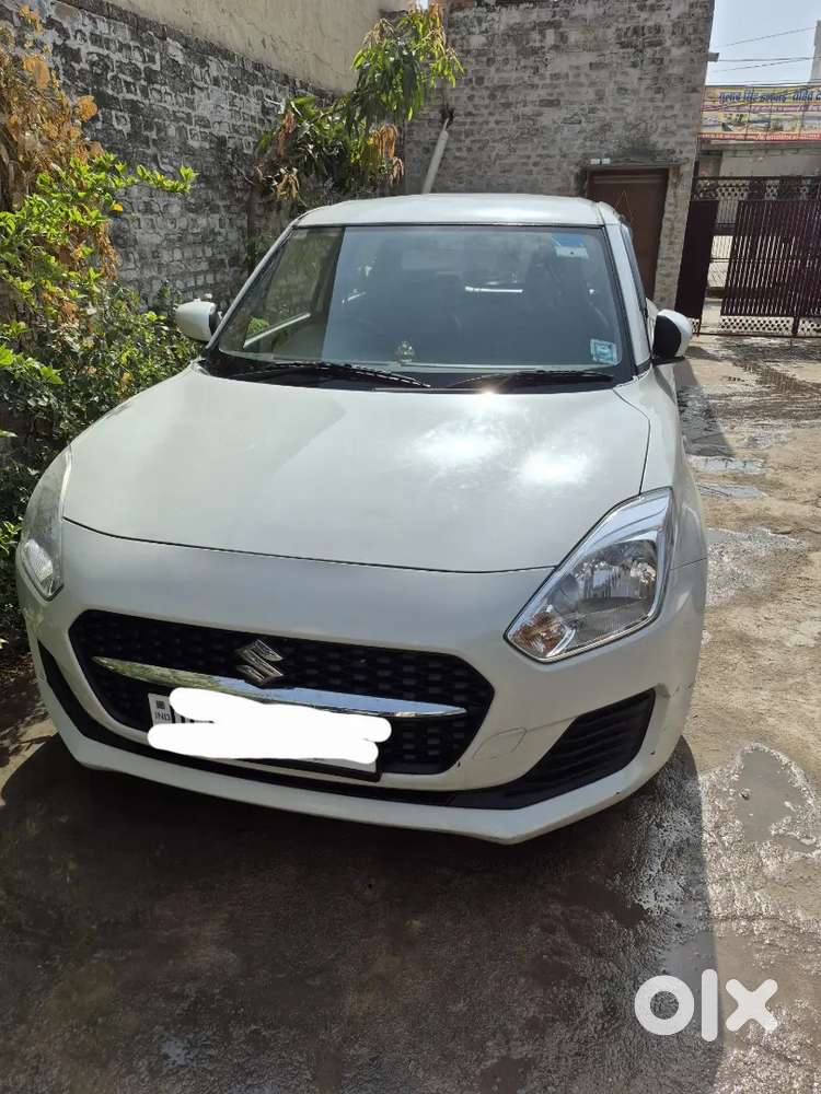 Maruti Suzuki New-gen Swift 2023 Petrol 15500 Km Driven