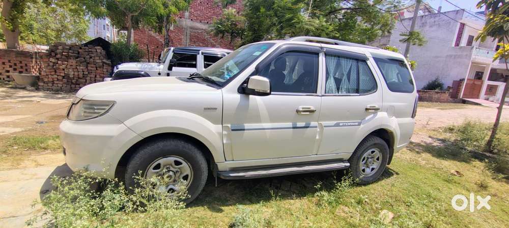 Tata Safari Storme Vx, 2016, Diesel