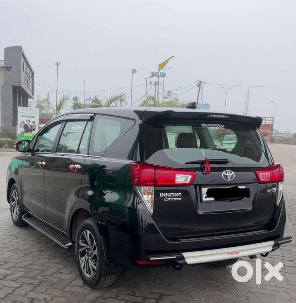 Toyota Innova Crysta 2022 Diesel 21000 Km Driven