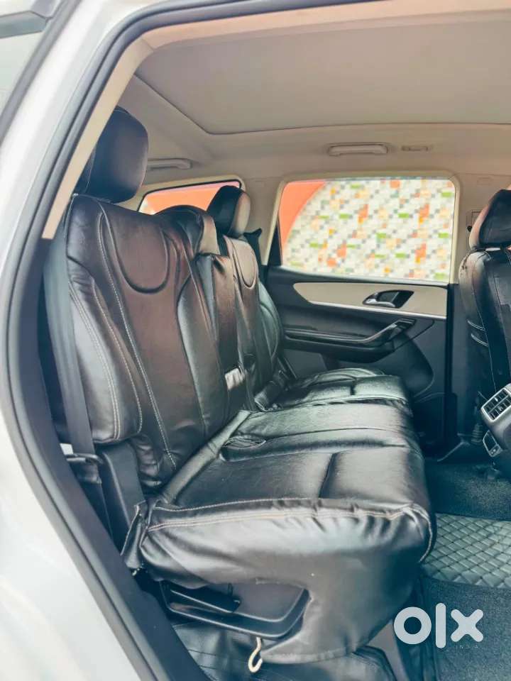 Mahindra Xuv700 2.2 Ax 7 Diesel Mt Luxury Pack Str, 2023, Diesel