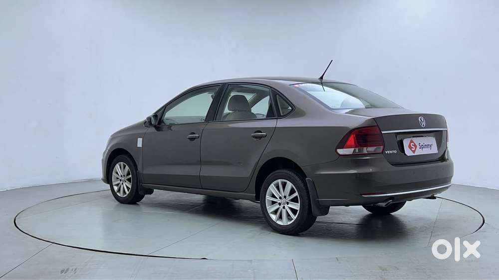 Volkswagen Vento 1.6 Highline, 2016, Petrol
