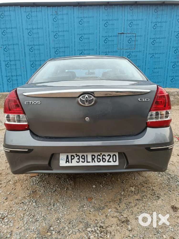 Toyota Etios 2013 Diesel Well Maintained
