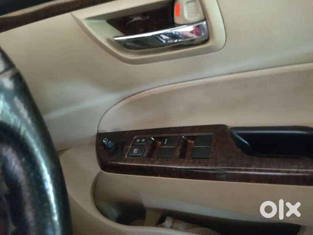 Maruti Suzuki Swift Dzire 2016 Petrol 46000 Km Driven