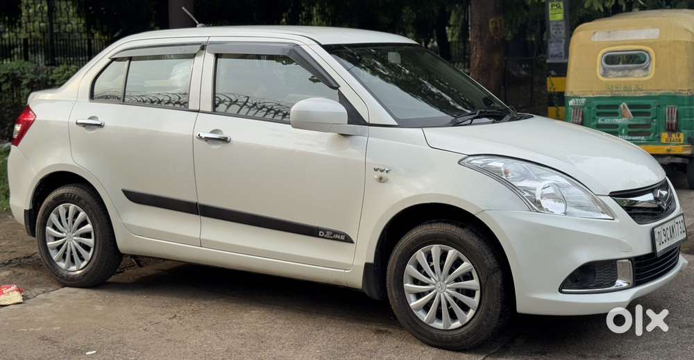 Maruti Suzuki Swift Dzire Lxi Optional-o, 2016, Petrol