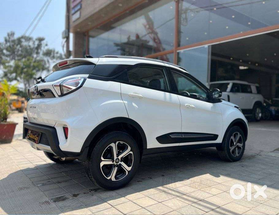 Tata Nexon 1.2 Revotron Xz Plus, 2023, Petrol