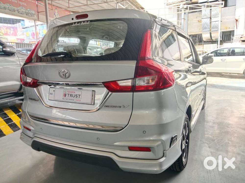 Toyota Rumion V At, 2025, Petrol