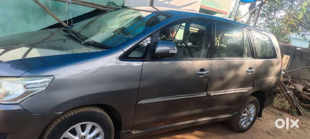 Toyota Innova 2012 Diesel 170000 Km Driven