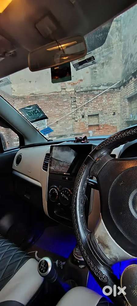 Wagonr Cng Top Notch Car With Music System Also Have All Tyre New