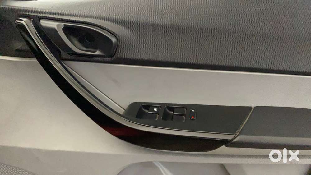 Tata Tiago 1.2 Revotron Xt, 2020, Petrol