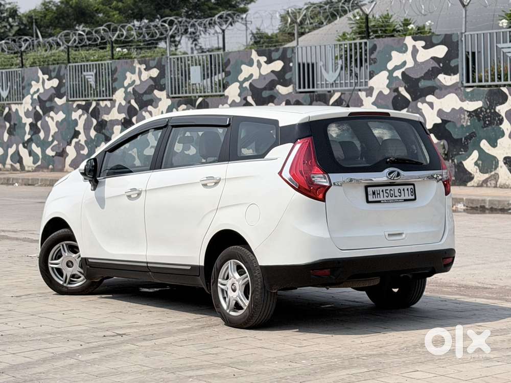 Mahindra Marazzo M6, 2018, Diesel
