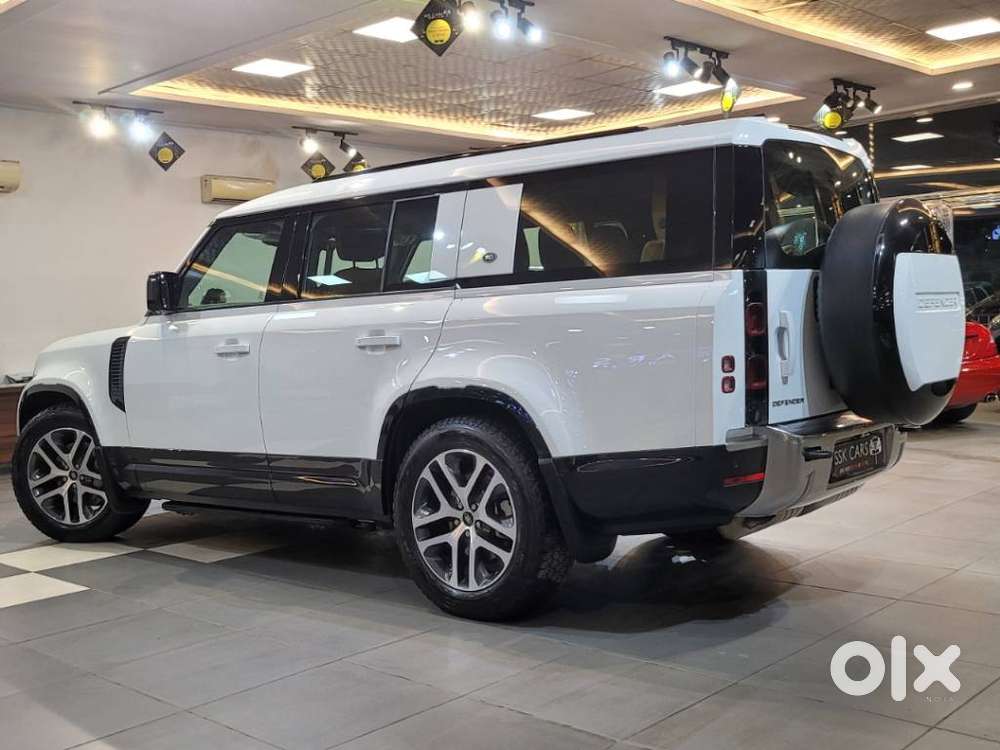 Land Rover Defender 3.0 L 130 Hse, 2023, Diesel