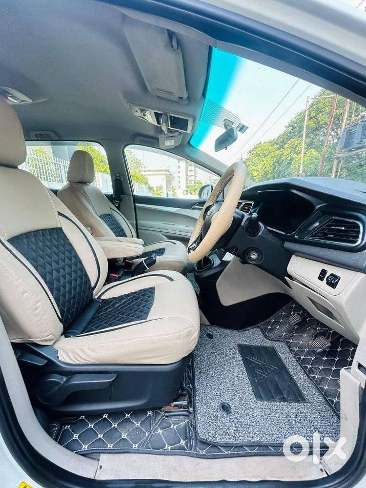 Mahindra Marazzo M6 8str, 2019, Diesel
