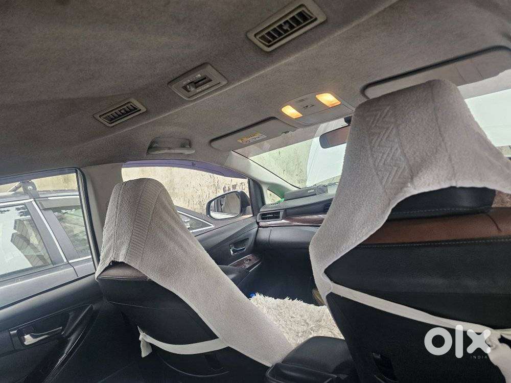 Toyota Innova Crysta 2.4 Gx Mt 8s, 2018, Diesel