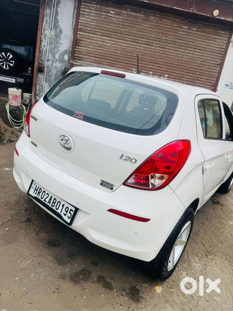 Hyundai I20