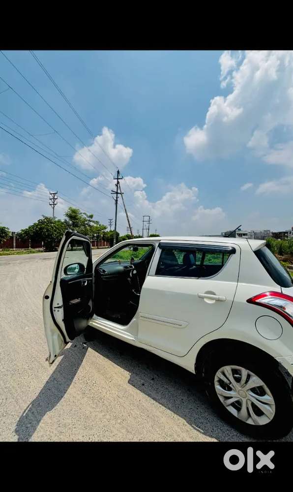 Maruti Suzuki Swift 2015 Petrol Well Maintained Dealers Stay Away