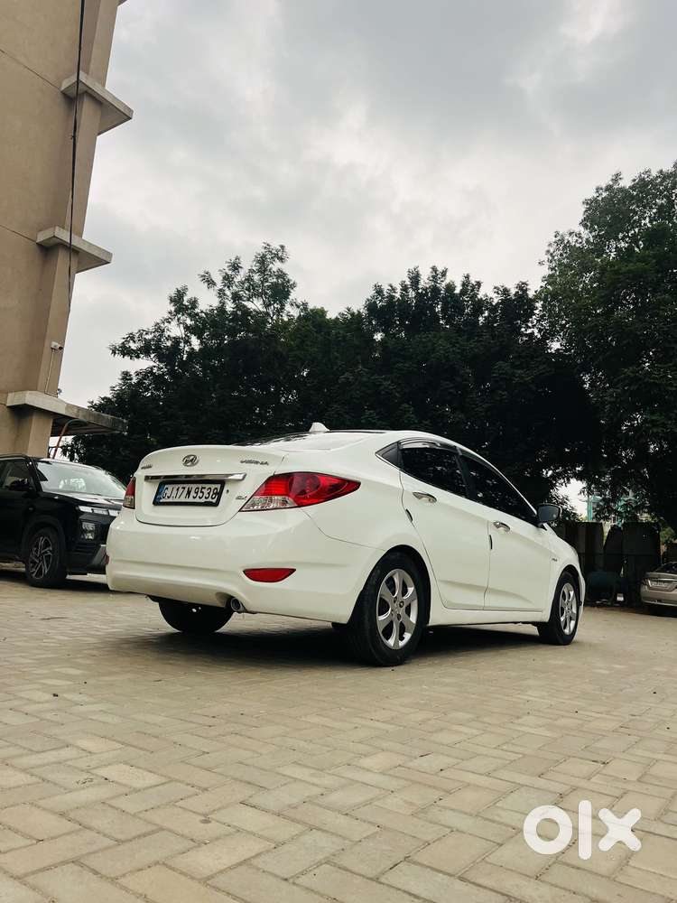 Hyundai Verna 1.6 Vtvt Sx, 2013, Cng & Hybrids