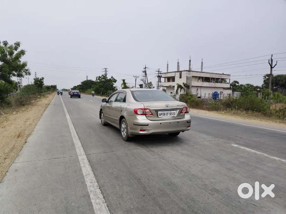 Toyota Corolla Altis 2012 High End Model Petrol