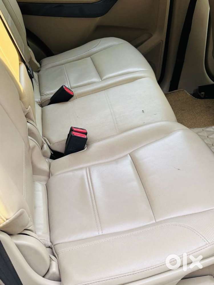 Ford Endeavour 3.2 Titanium At 4x4, 2017, Diesel