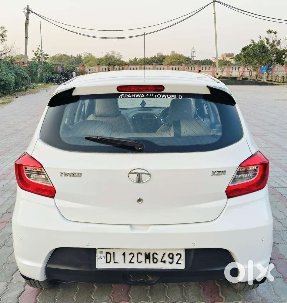Tata Tiago 1.2 Revotron Xza, 2017, Petrol