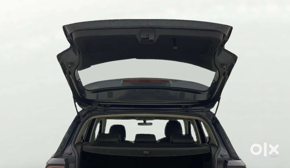 Volkswagen Taigun 1.0 Tsi Topline At, 2022, Petrol