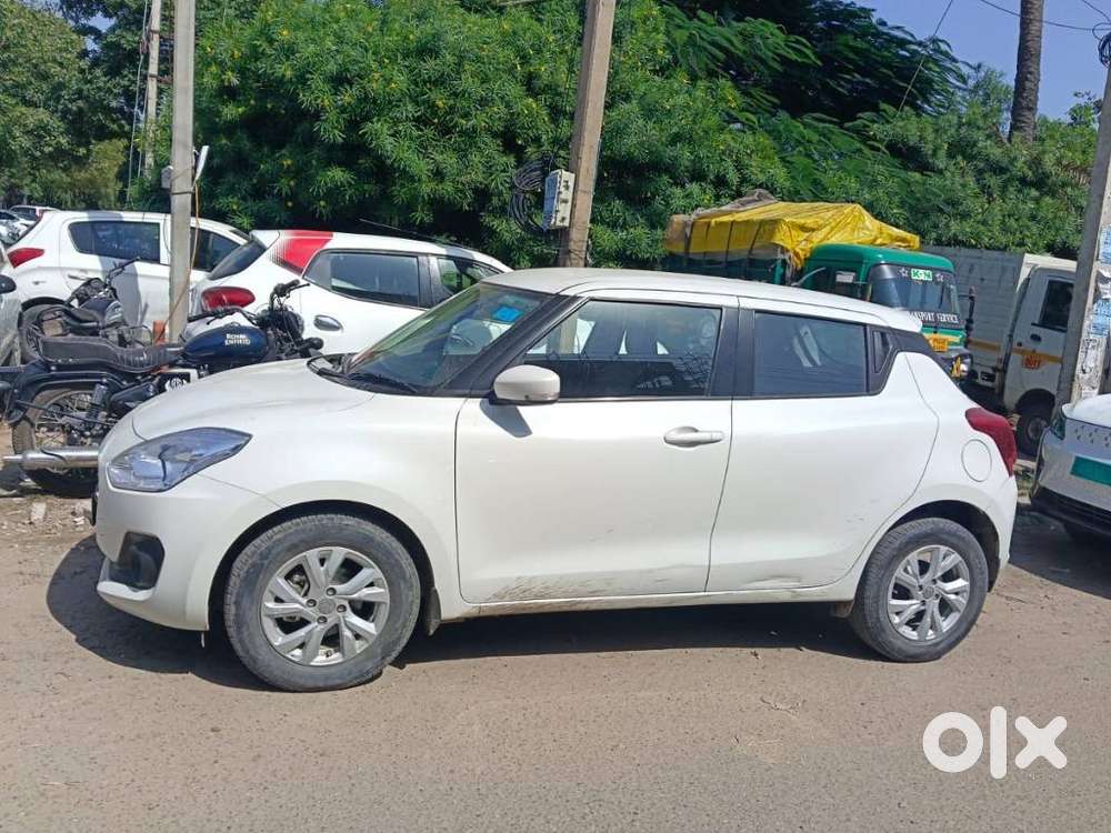 Maruti Suzuki Swift Vxi, 2021, Petrol