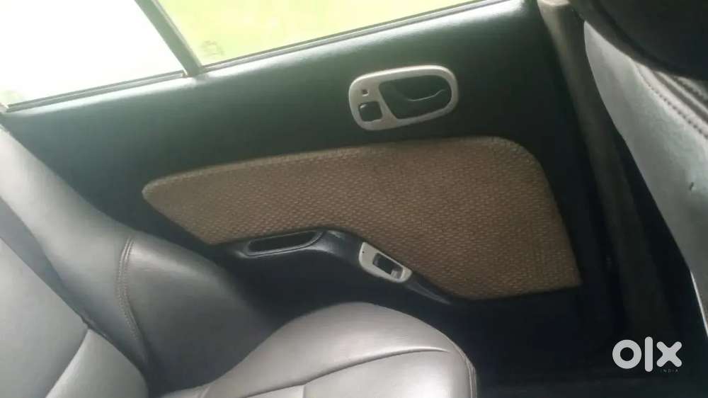Maruti Suzuki Esteem Vxi 2007