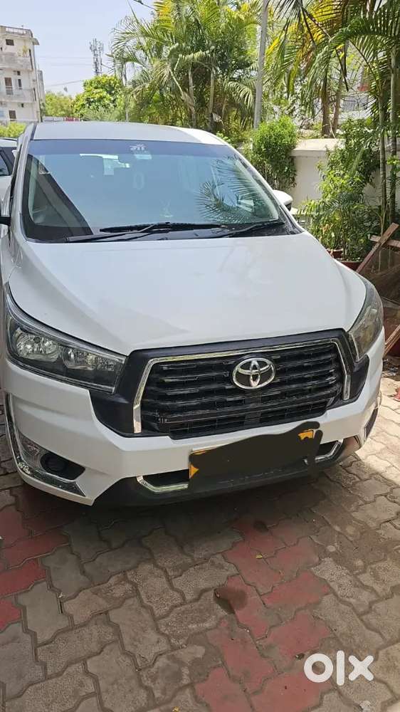 Toyota Innova Crysta 2017 Diesel Manual