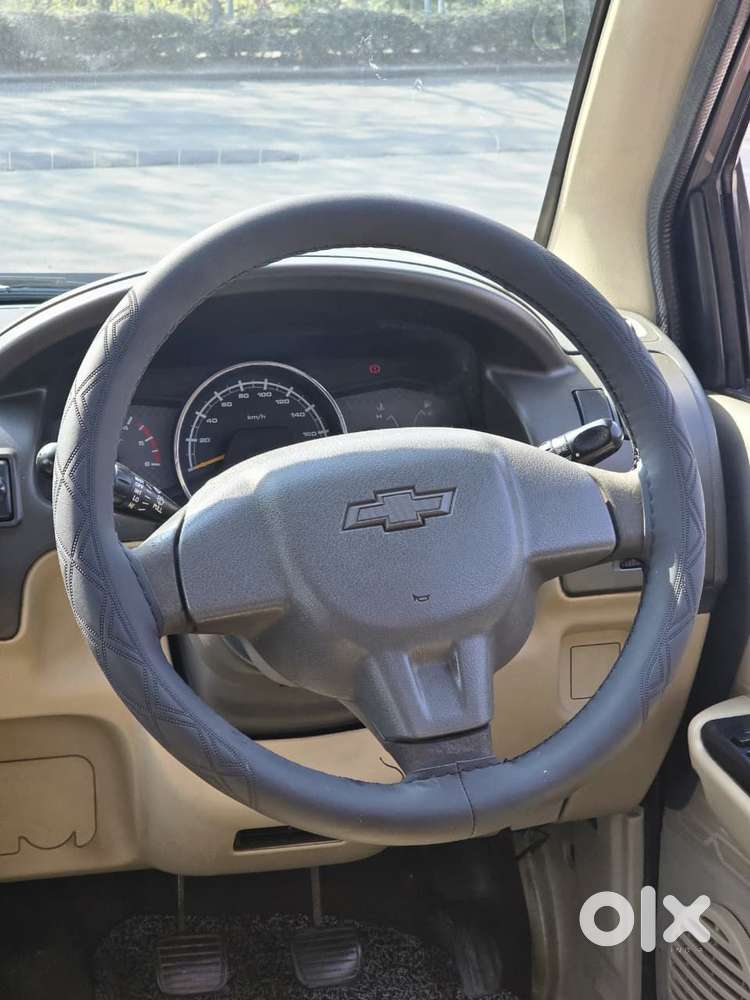 Chevrolet Tavera Neo Lt-l - 9 Seats Bsiii, 2015, Diesel