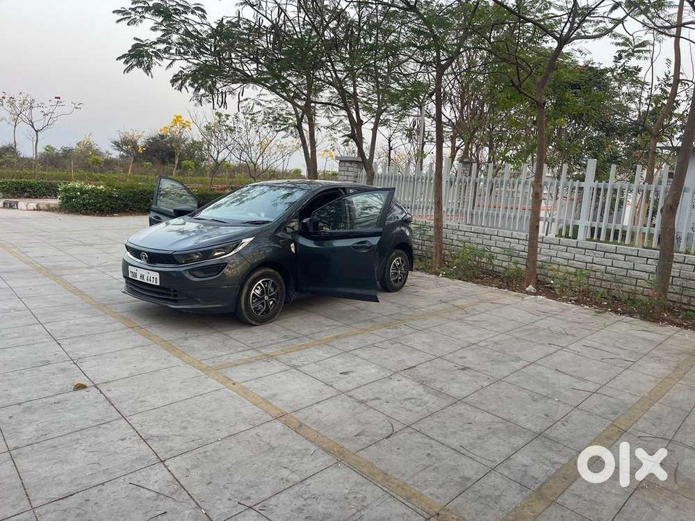 Tata Altroz Petrol 71900 Km Driven