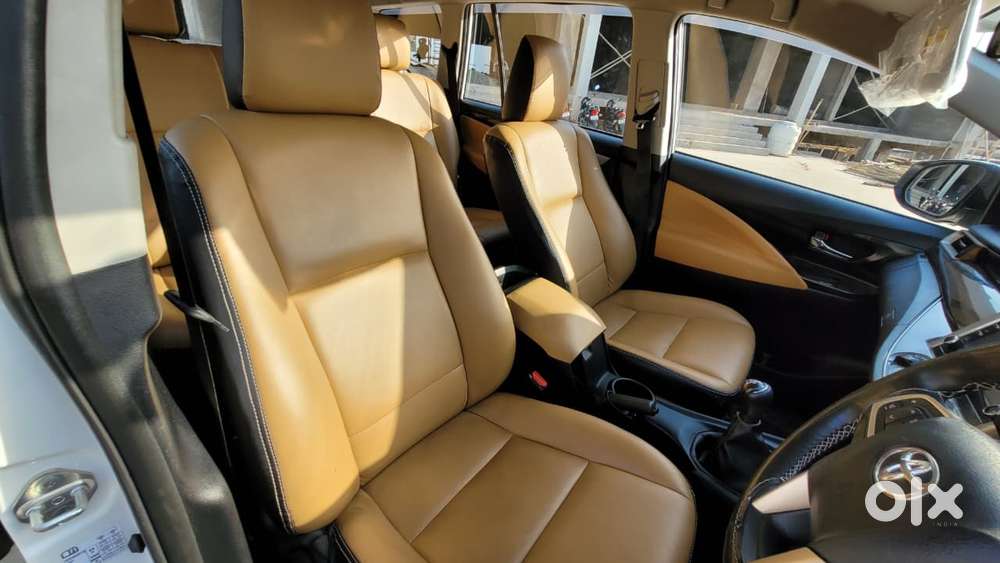 Toyota Innova Crysta [2020-ongoing] 2.4 Gx 8 Str, 2024, Diesel