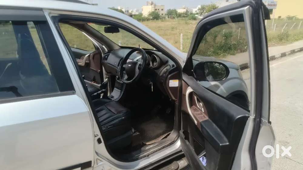 Mahindra Xuv500 W8 Diesel Manual 2012 | 3rd Owner | Solapur