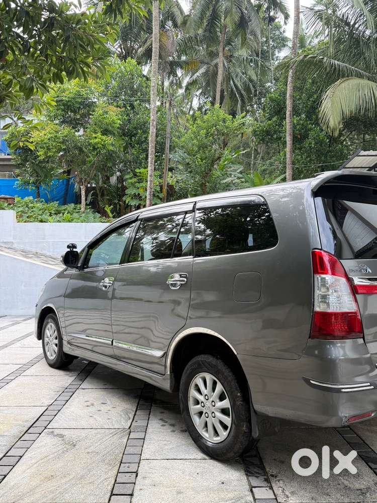 Toyota Innova 2013 Diesel Well Maintained