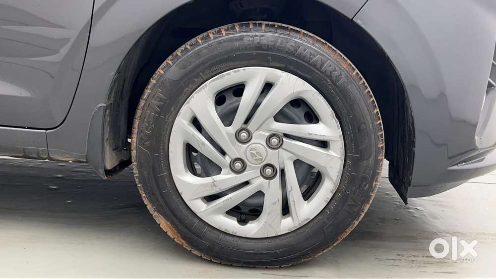 Hyundai Aura [2023-ongoing] 1.2 S Petrol Manual, 2022, Petrol