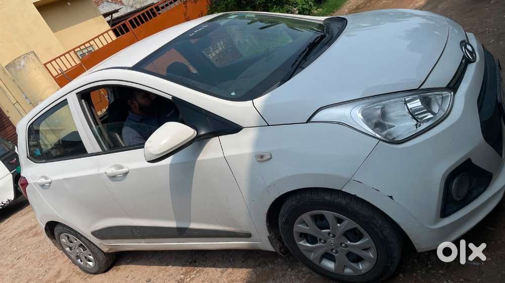 Mint Condition White Hyundai Grand I10 Magna (2014) - Single Handed