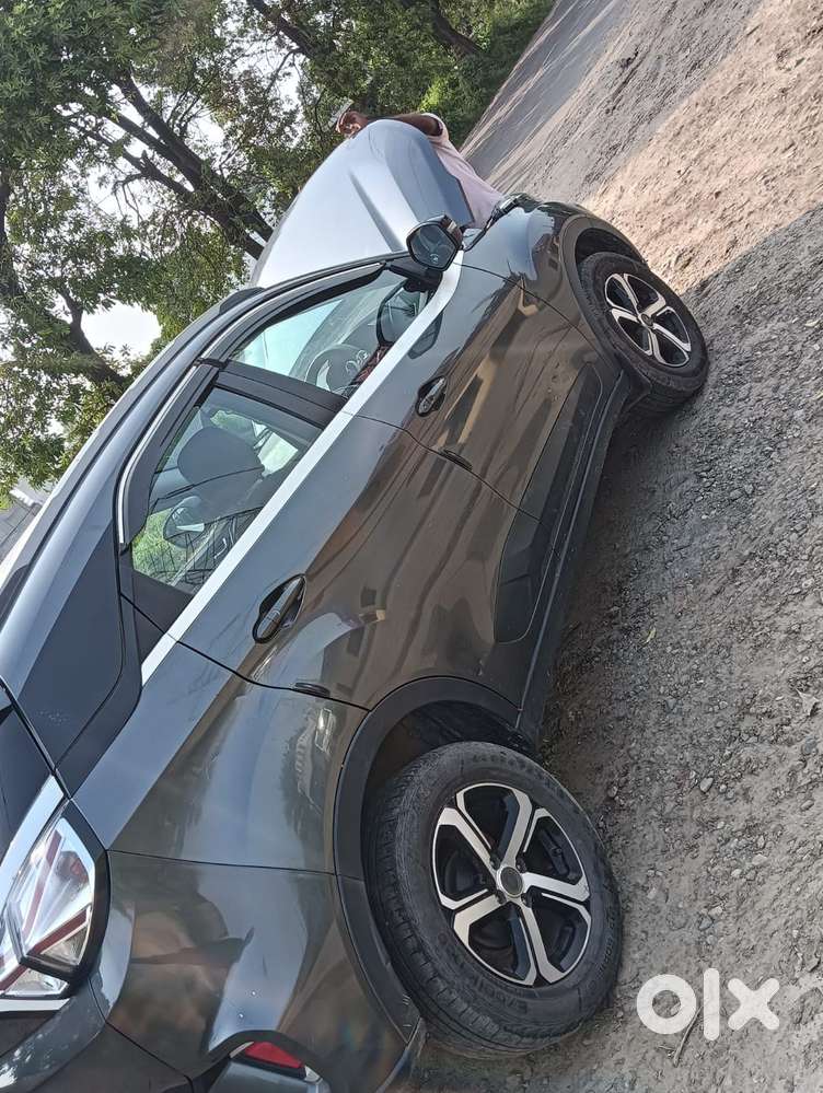 Tata Nexon 1.5 Revotorq Xz Plus Premium, 2021, Petrol