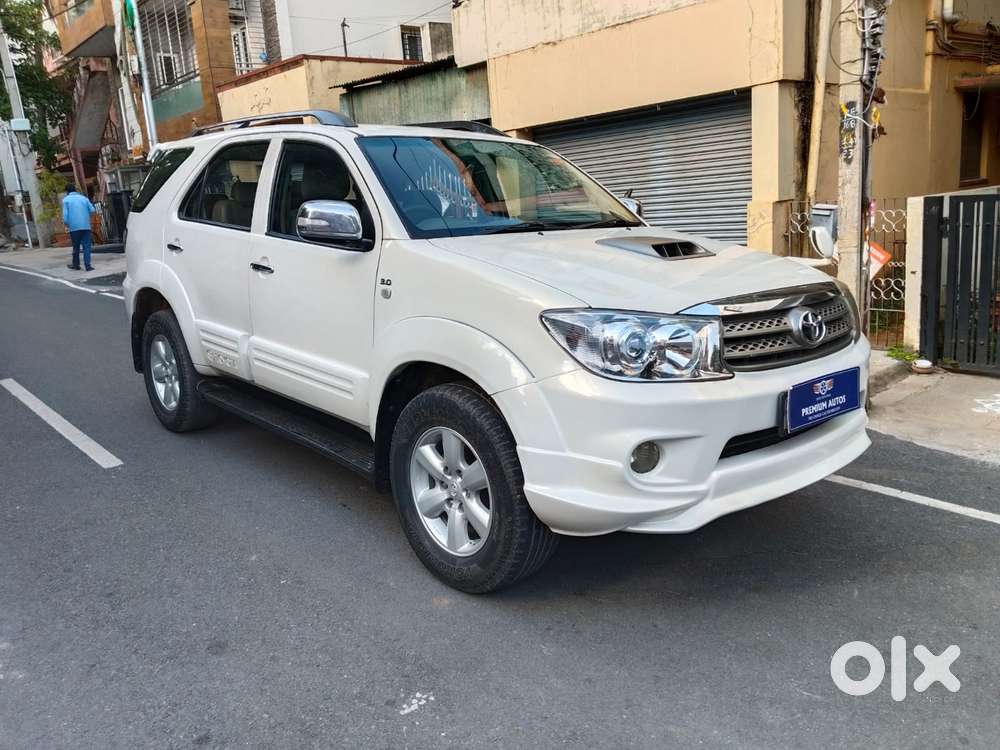 Toyota Fortuner 3.0 4x4 Manual, 2010, Diesel