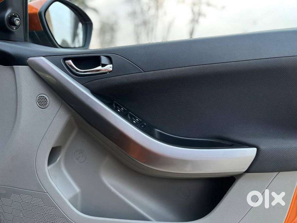 Tata Nexon 1.2 Revotron Xza Plus, 2018, Petrol