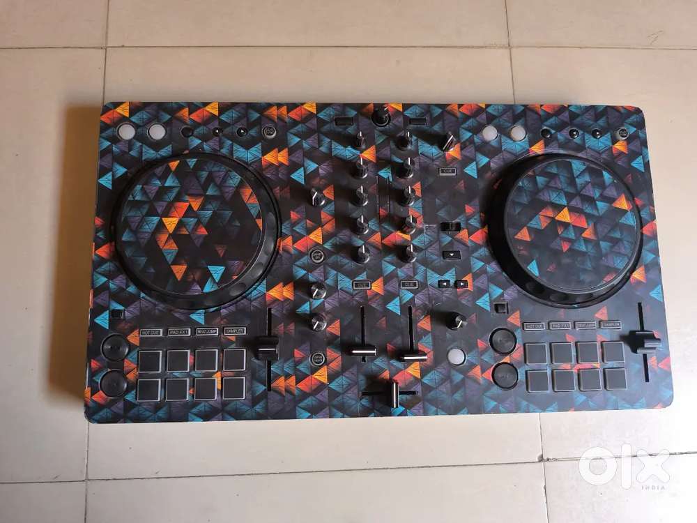 Pioneer DDJ-FLX4 DJ Controller for Sale