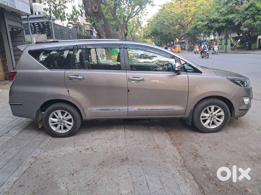 Toyota Innova Crysta 2.8 Gx At, 2017, Diesel