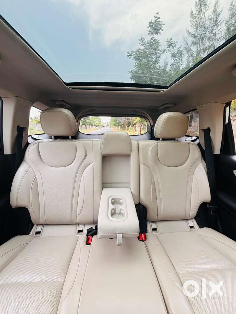 Mahindra Xuv700, 2022, Diesel
