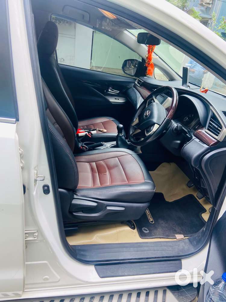 Toyota Innova Crysta 2.4 V 8 Str, 2018, Diesel