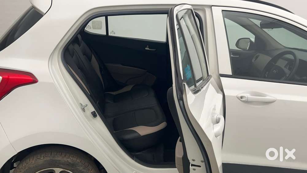Hyundai Grand I10 1.2 Kappa Sportz Option At, 2017, Petrol