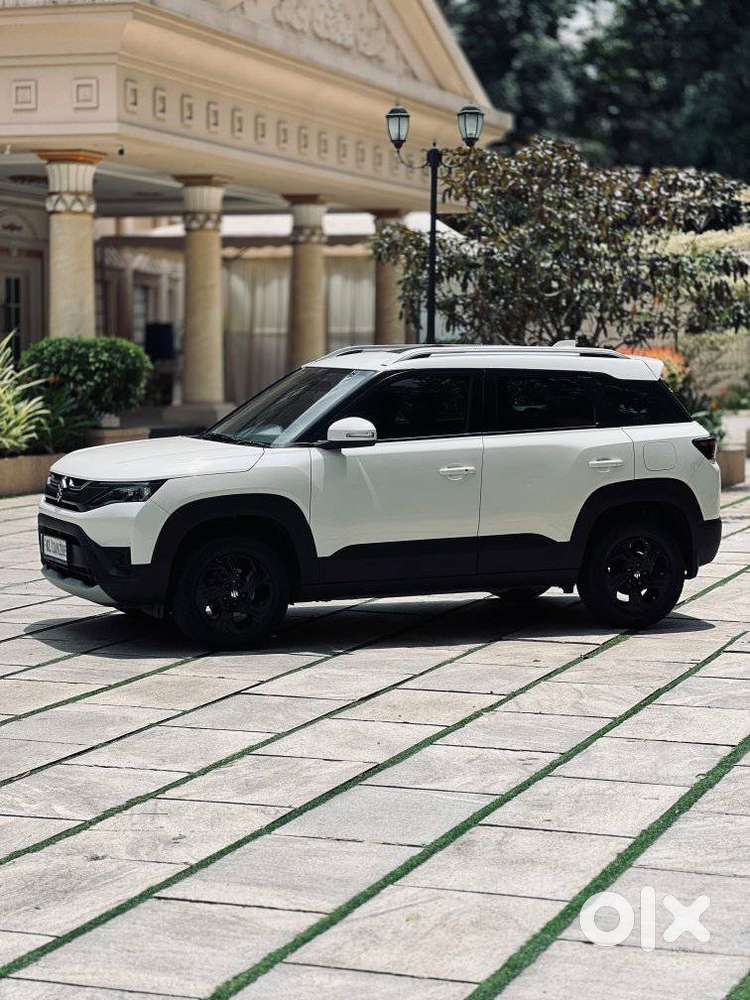 Maruti Suzuki Brezza 1.5 Zxi Plus At Smart Hybrid Dual Tone, 2022, P..