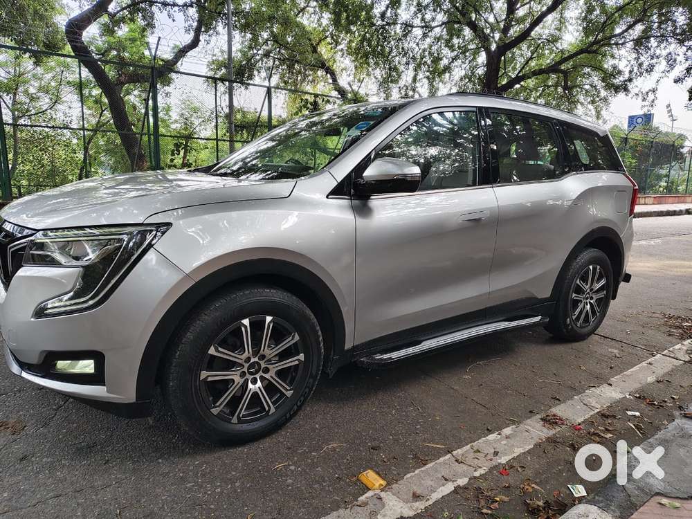Mahindra Xuv700 2.0 Ax 7 Petrol At Str, 2022, Petrol